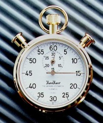 1372005